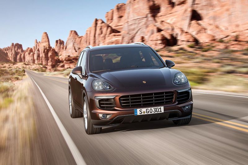 Porsche Cayenne II (facelift 2014) Turbo S 4.8 V8 (570 Hp) 4x4 Tiptronic